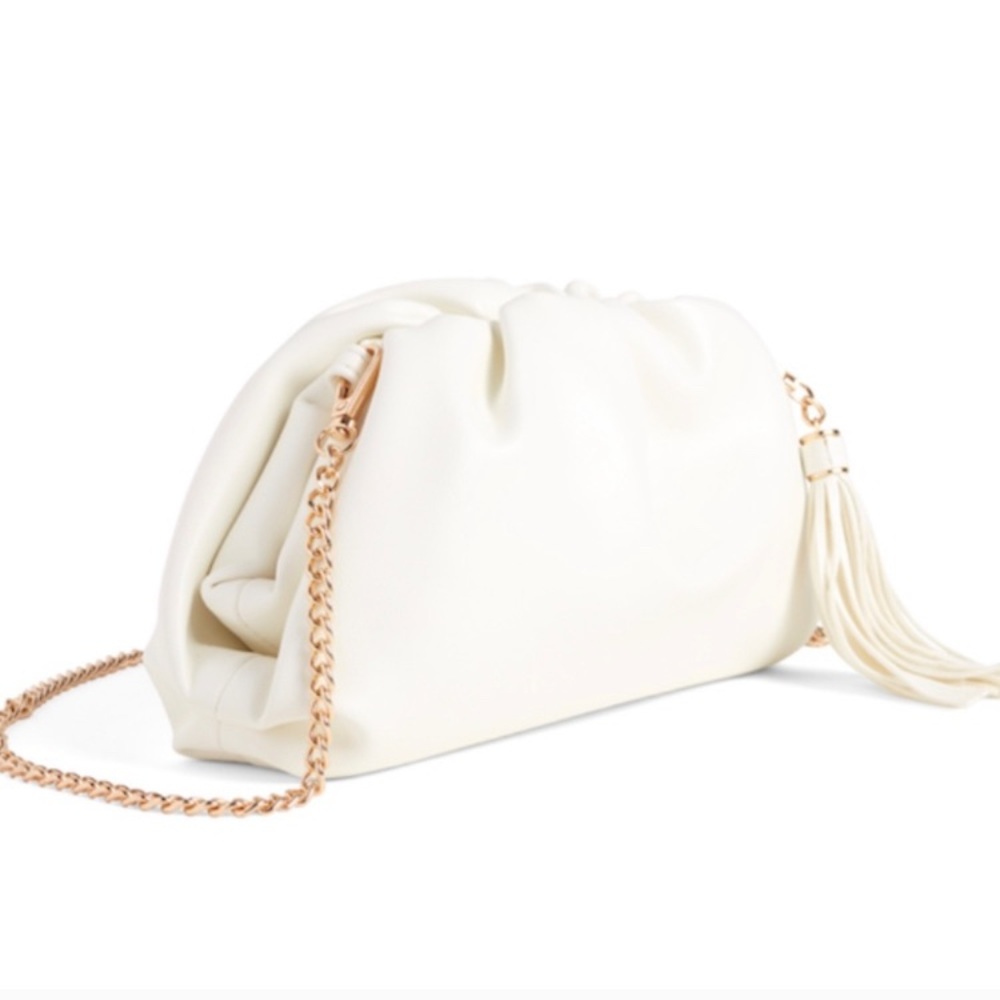 Understated Leather Clutch Purse (Curateur Box)